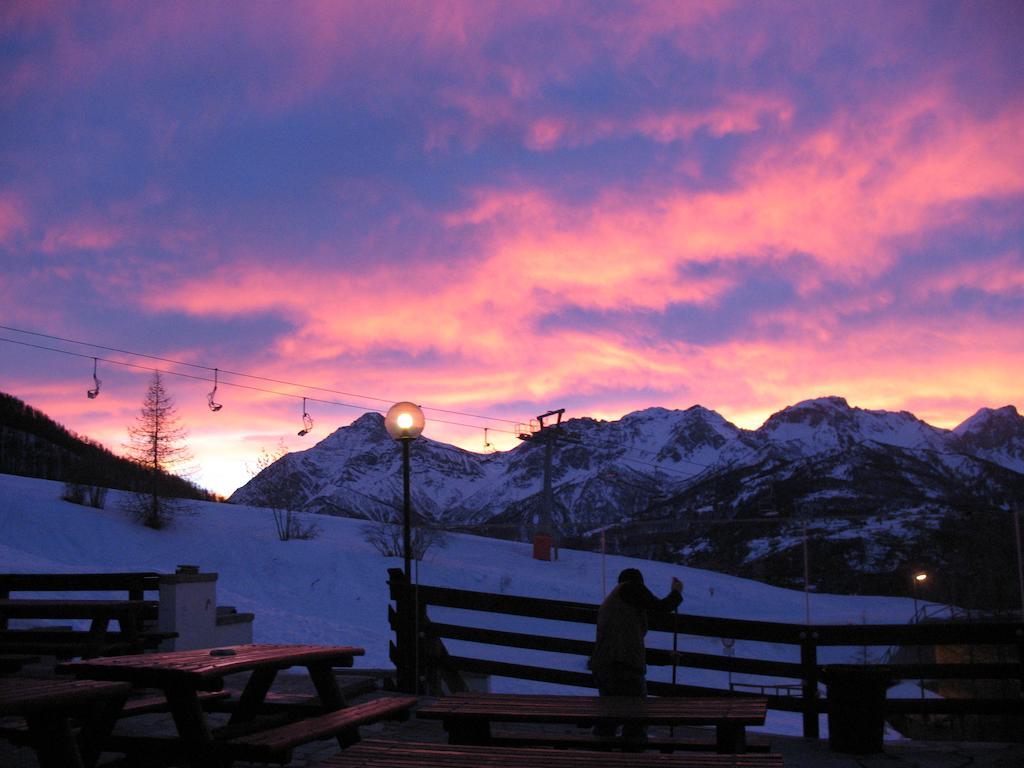 Restaurant Hotel Chalet Del Sole Oulx 外观 照片